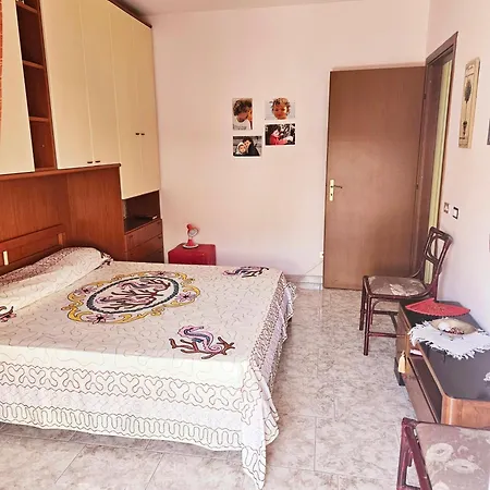 Casa Atena סנטה תרזה די ריבה